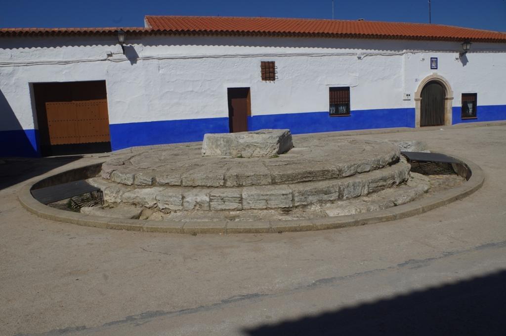 Hospederia Casa De La Torre El Toboso Exterior foto